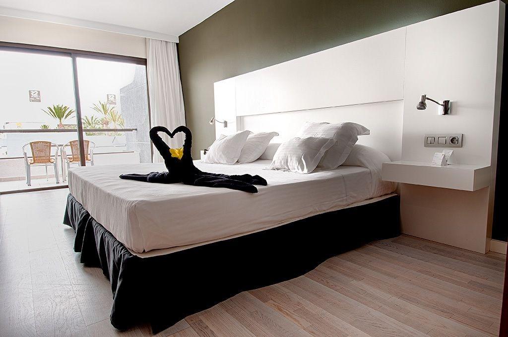 R2 Romantic Fantasia Dreams & Suites Hotel (Adults Only) Tarajalejo Eksteriør bilde
