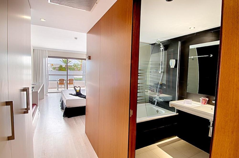 R2 Romantic Fantasia Dreams & Suites Hotel (Adults Only) Tarajalejo Eksteriør bilde