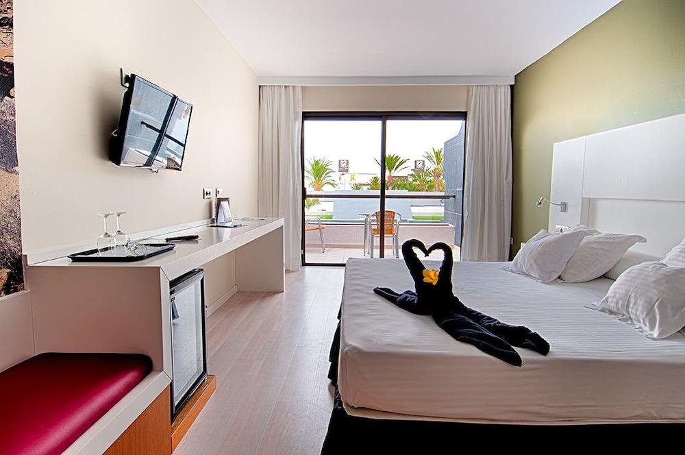 R2 Romantic Fantasia Dreams & Suites Hotel (Adults Only) Tarajalejo Eksteriør bilde