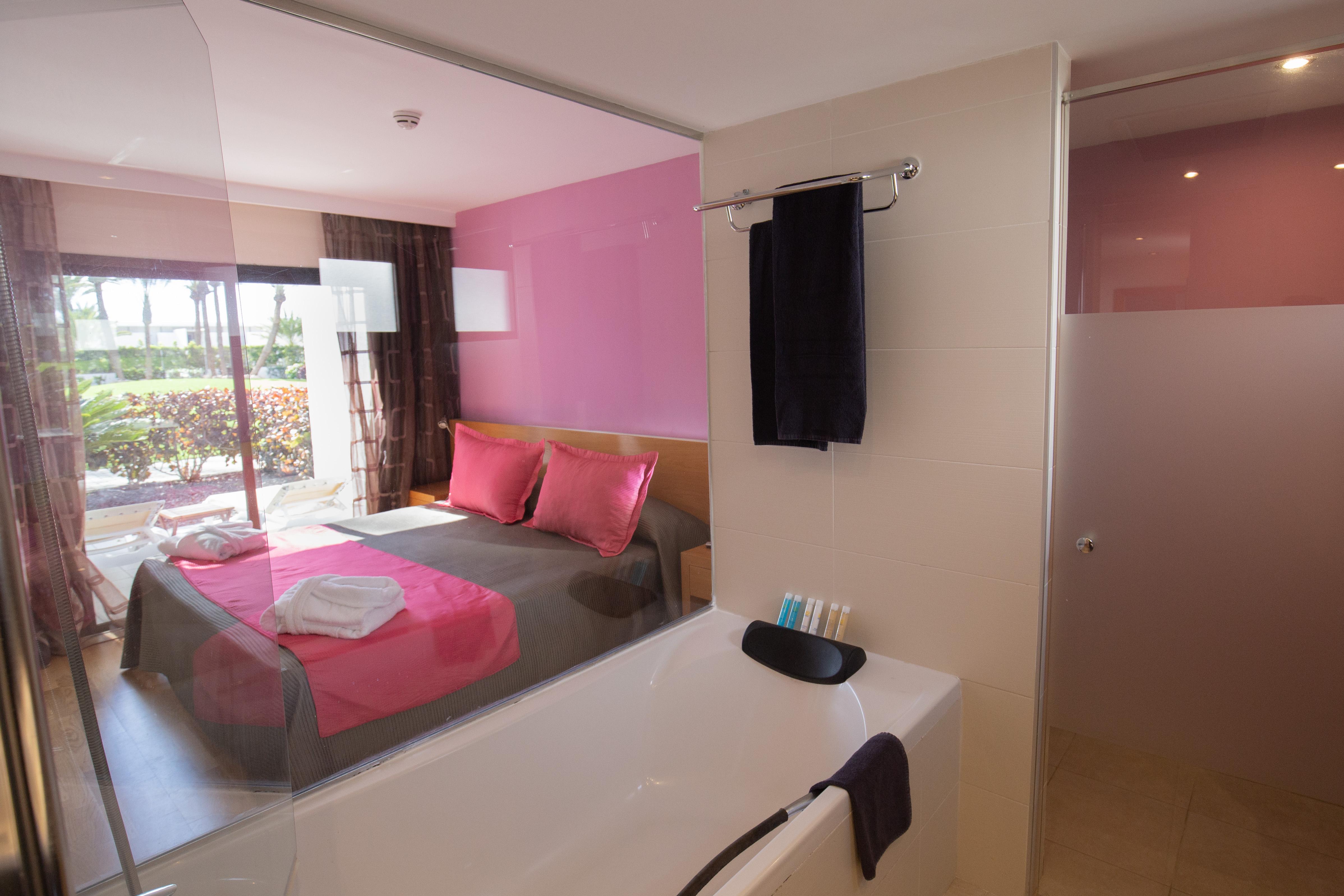 R2 Romantic Fantasia Dreams & Suites Hotel (Adults Only) Tarajalejo Eksteriør bilde