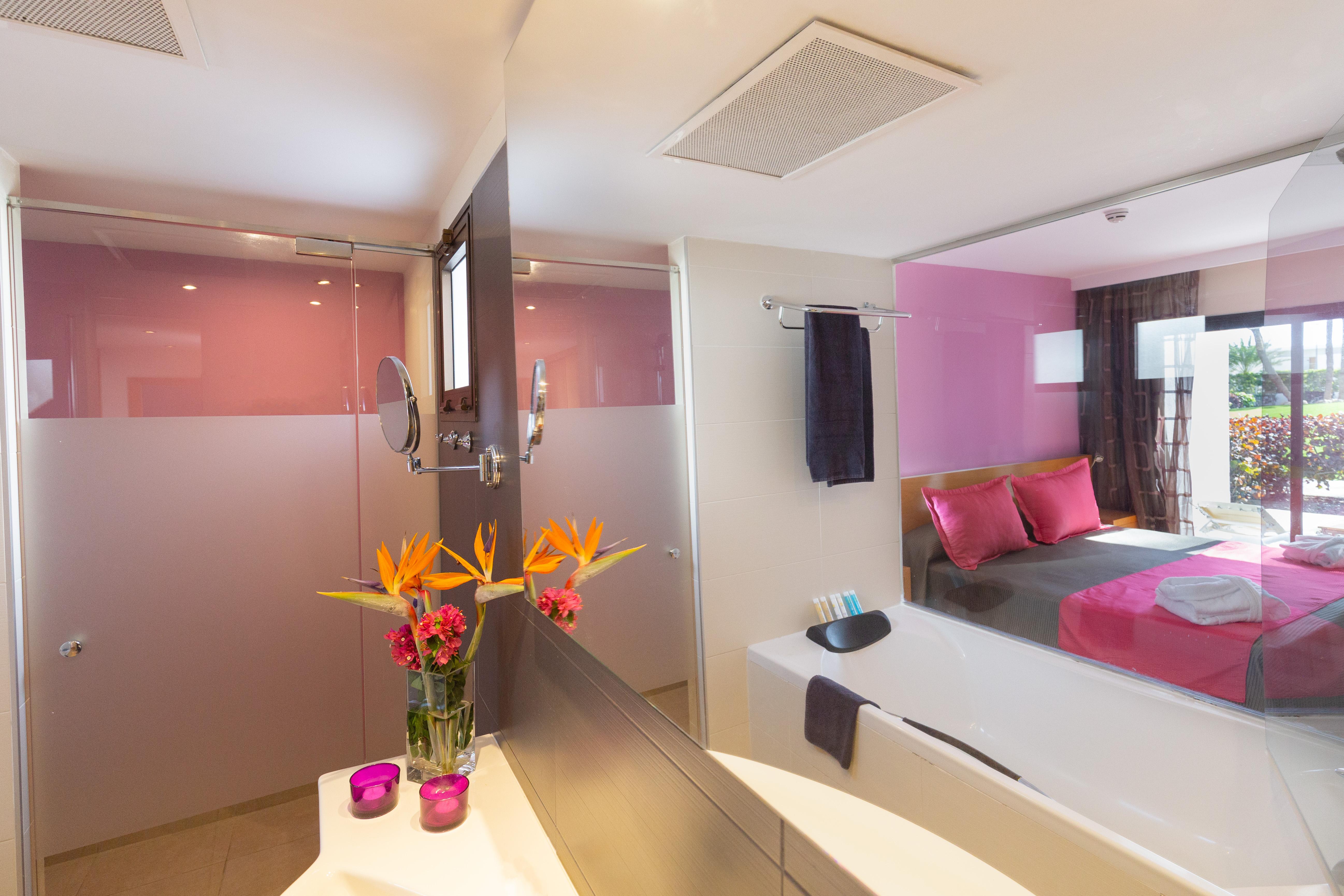 R2 Romantic Fantasia Dreams & Suites Hotel (Adults Only) Tarajalejo Eksteriør bilde